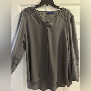 Women’s Size Large Gray Apt 9 Blouse